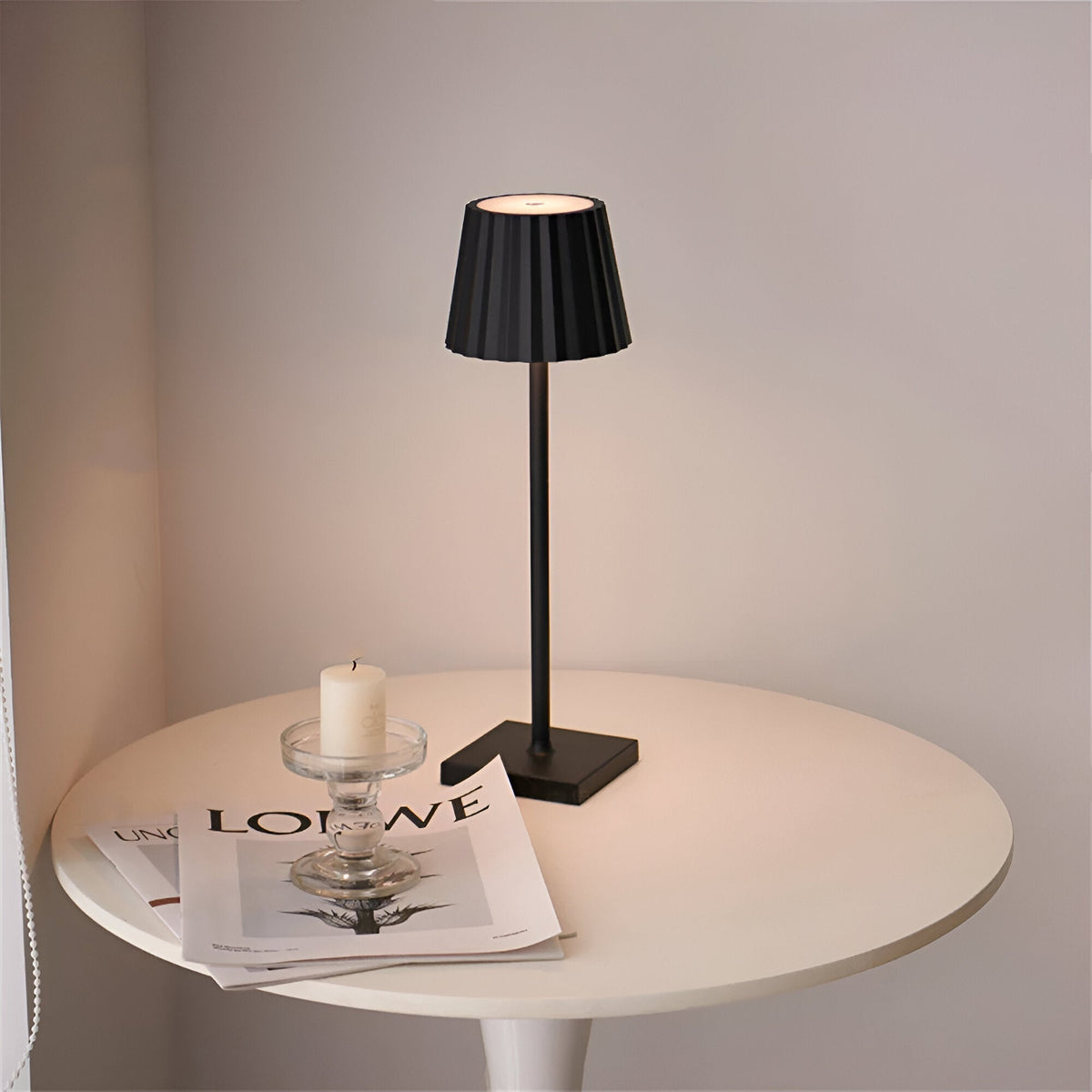 Lumo Cordless Table Light for Dining with Touch Dimming