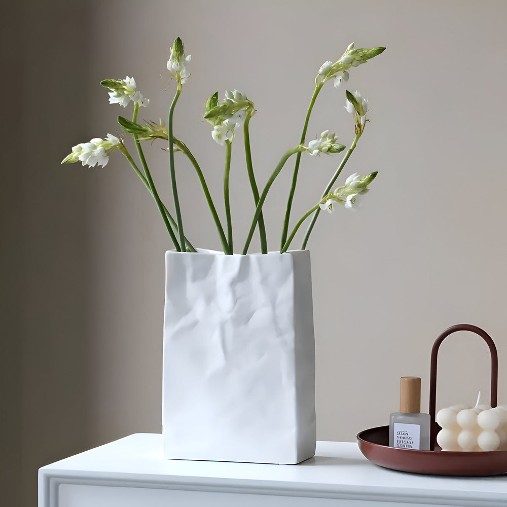 Formelle Crumpled-Paper Texture Ceramic Vase