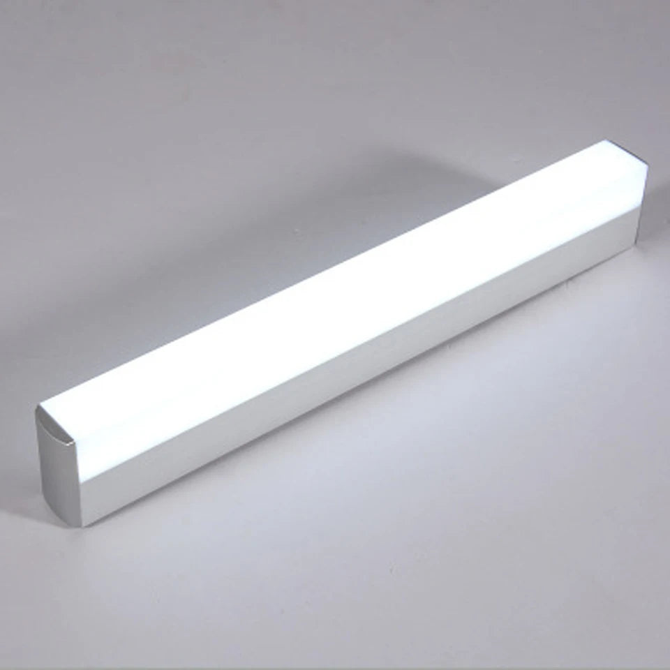 Clario LED Bathroom Vanity Light for Mirror with 3 Sizes
