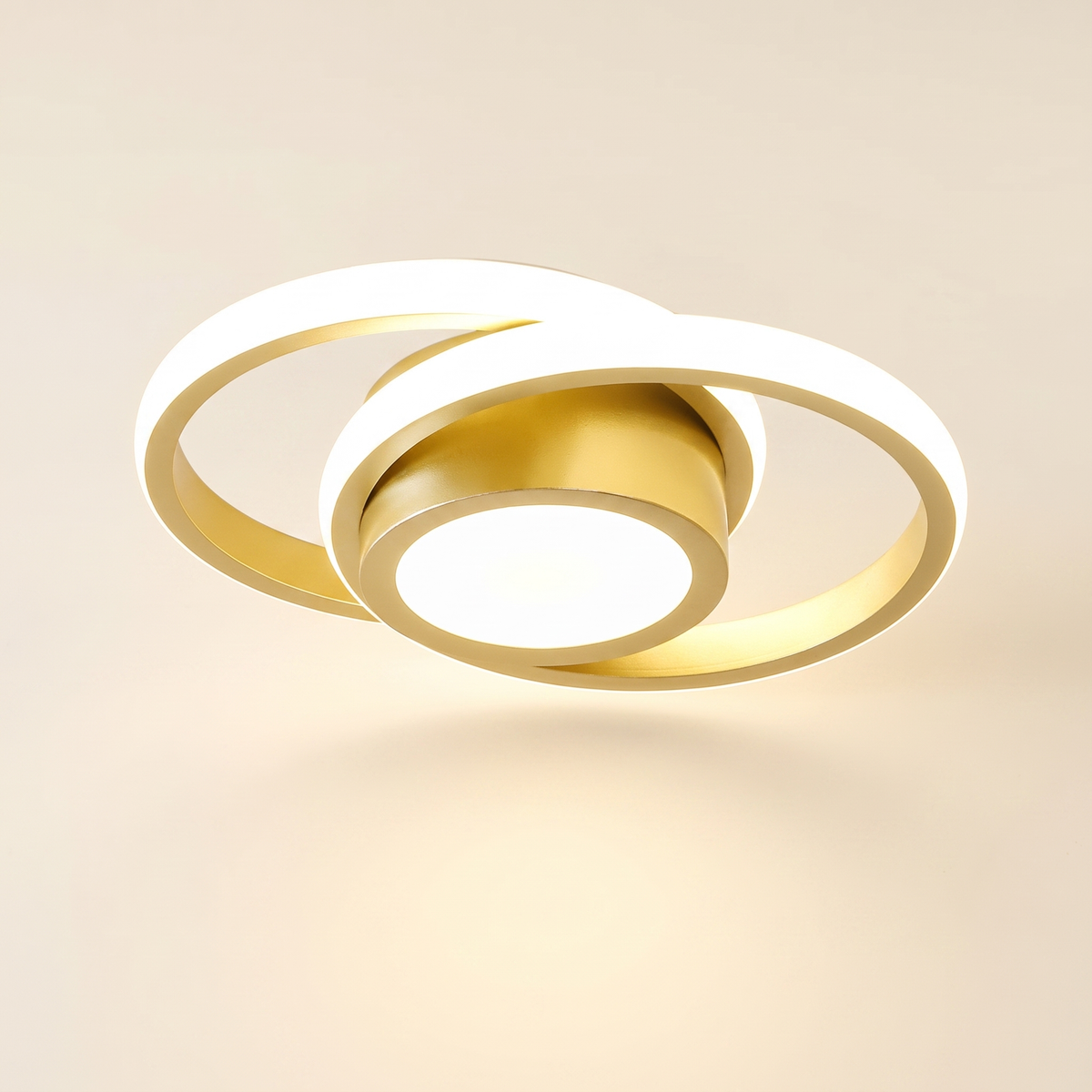 Sleek Double Ring hero